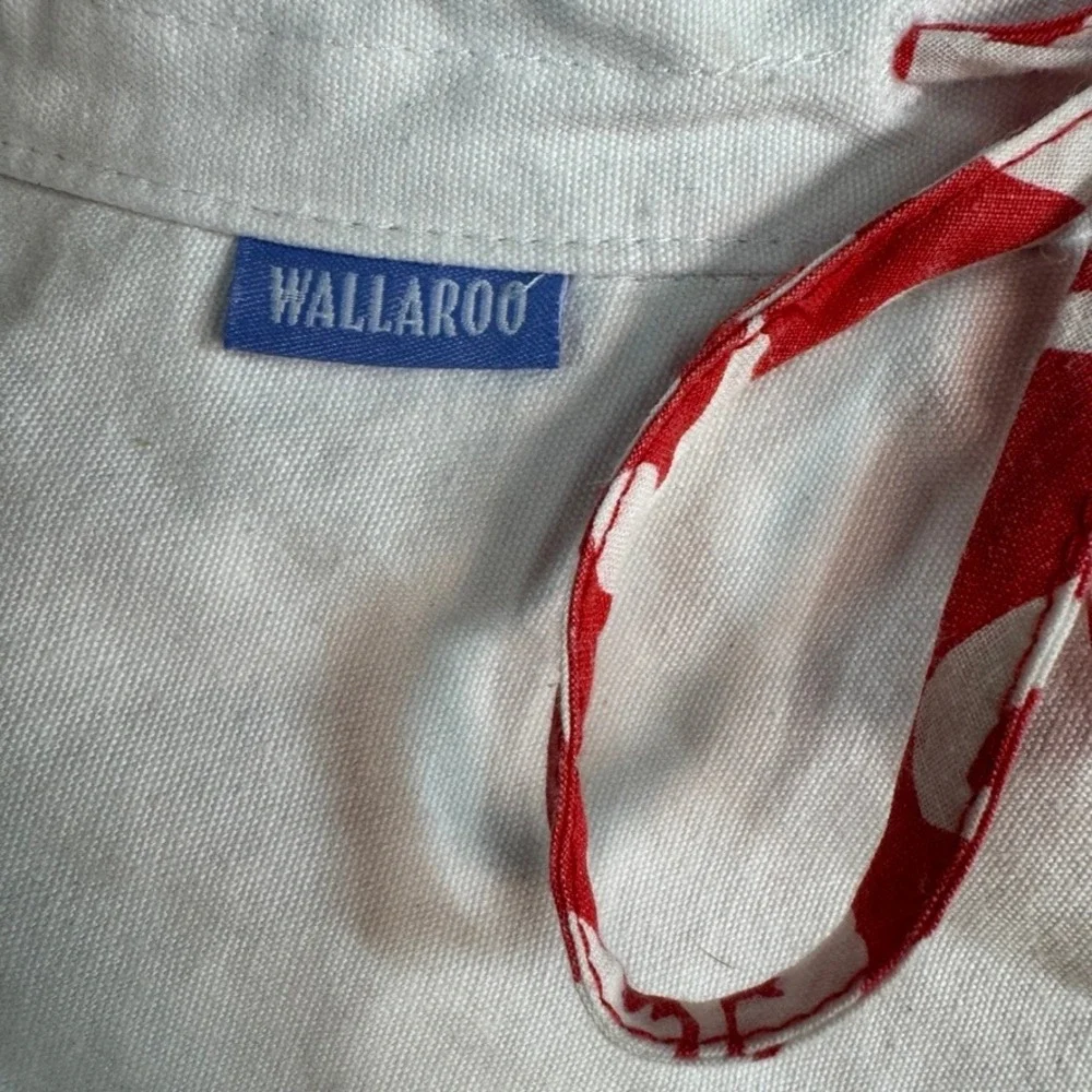 Wallaroo Reversible Bucket Hat White Red Hibiscus Floral Sun Hat Wide Brim